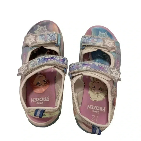 Disney Frozen Sparkles Elsa and Anna Light Up  Girl Sandals Size 12 - Picture 2 of 6